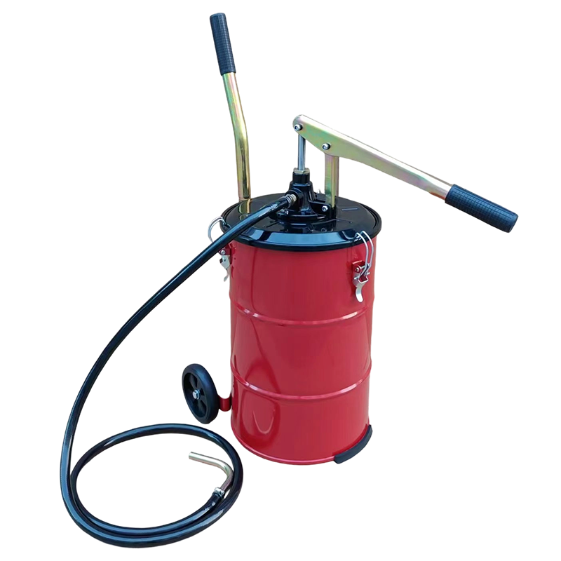 Pompă manuală de 25 kg cu furtun